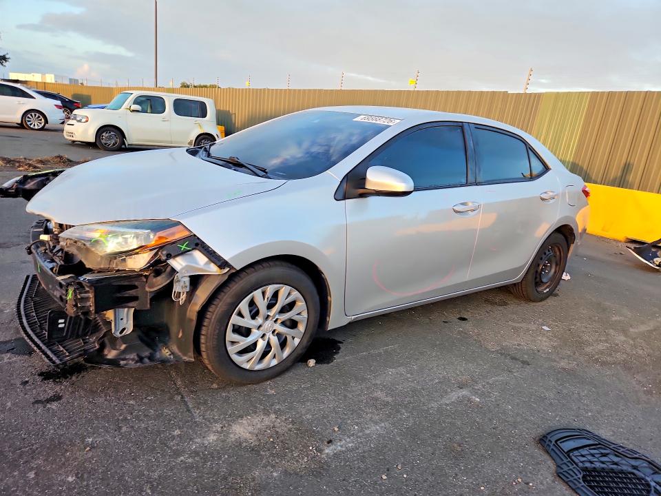 TOYOTA COROLLA 2018 with VIN 2T1BURHEXJC087088 - Photo from auction