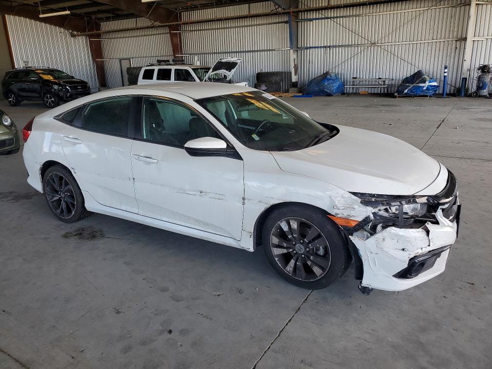 Photo 4 from auction – 2020 HONDA CIVIC with VIN 19XFC2F86LE212746