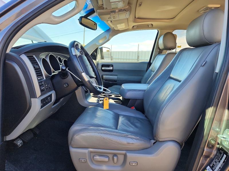 Photo 7 from auction – 2017 TOYOTA SEQUOIA with VIN 5TDJY5G13HS150170