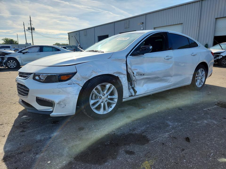 CHEVROLET MALIBU 2018 with VIN 1G1ZD5ST6JF210951 - Photo from auction