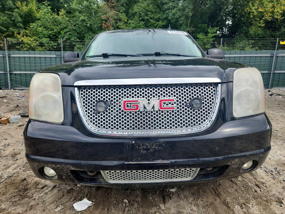 Photo 5 from auction – 2009 GMC YUKON with VIN 1GKFK03229R241671