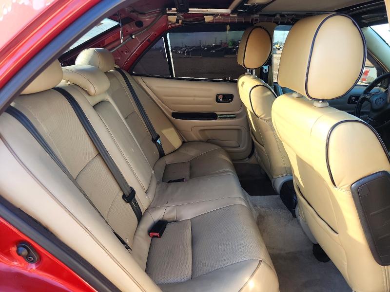 Foto 10 de la subasta – 2001 LEXUS IS con VIN JTHBD182810012731