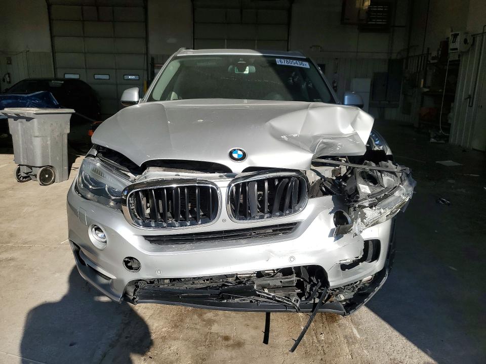 Foto 5 de la subasta – 2016 BMW X5 con VIN 5UXKR0C55G0P20490