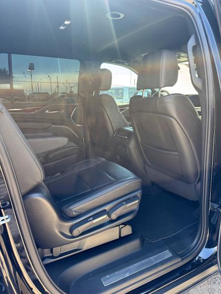 Photo 6 from auction – 2023 CADILLAC ESCALADE with VIN 1GYS4JKL2PR250382