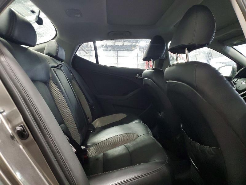 Foto 10 de la subasta – 2012 KIA OPTIMA con VIN 5XXGR4A61CG001837