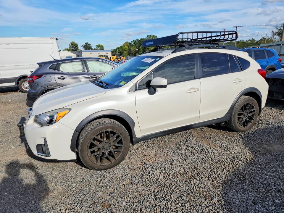 SUBARU CROSSTREK 2017 with VIN JF2GPADC5HH224223 - Photo from auction
