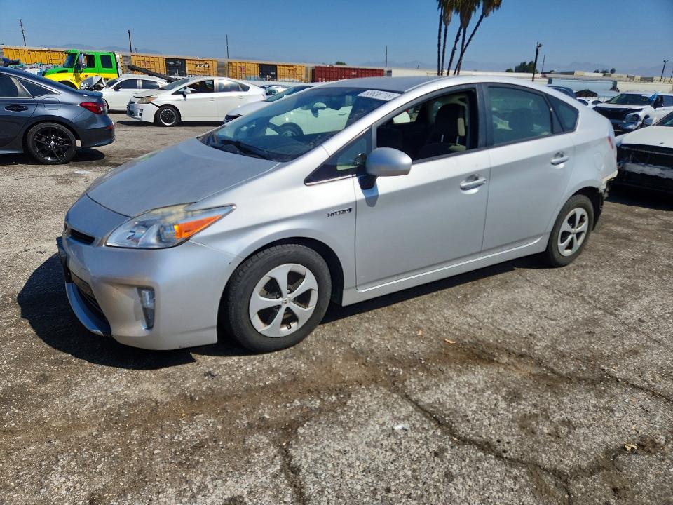 Photo 1 from auction – 2015 TOYOTA PRIUS with VIN JTDKN3DU8F0425676
