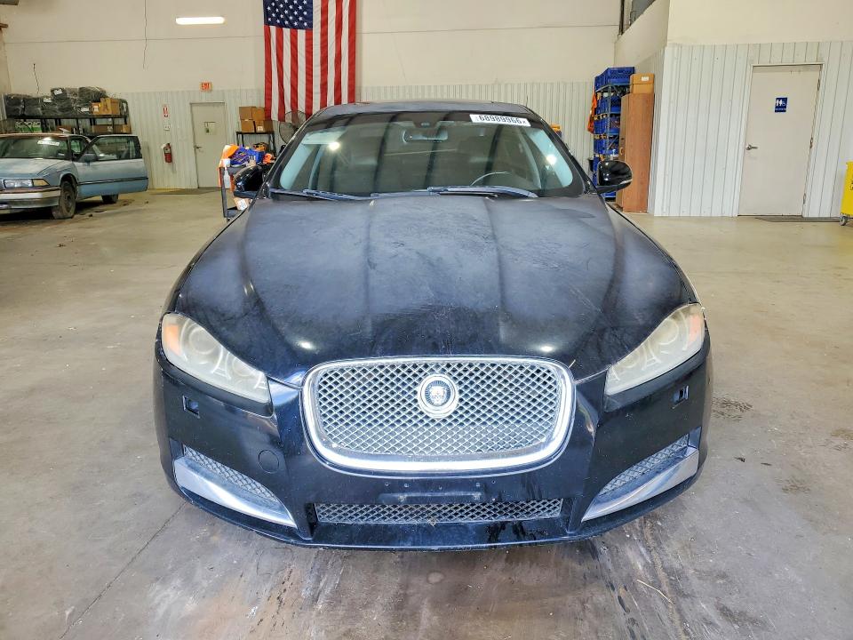 Photo 5 from auction – 2012 JAGUAR XF with VIN SAJWA0FB6CLS38794
