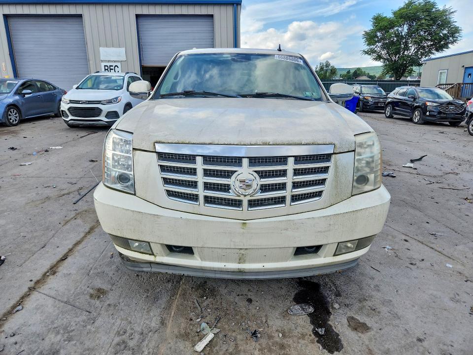 Photo 5 from auction – 2008 CADILLAC ESCALADE with VIN 1GYFK63808R173141