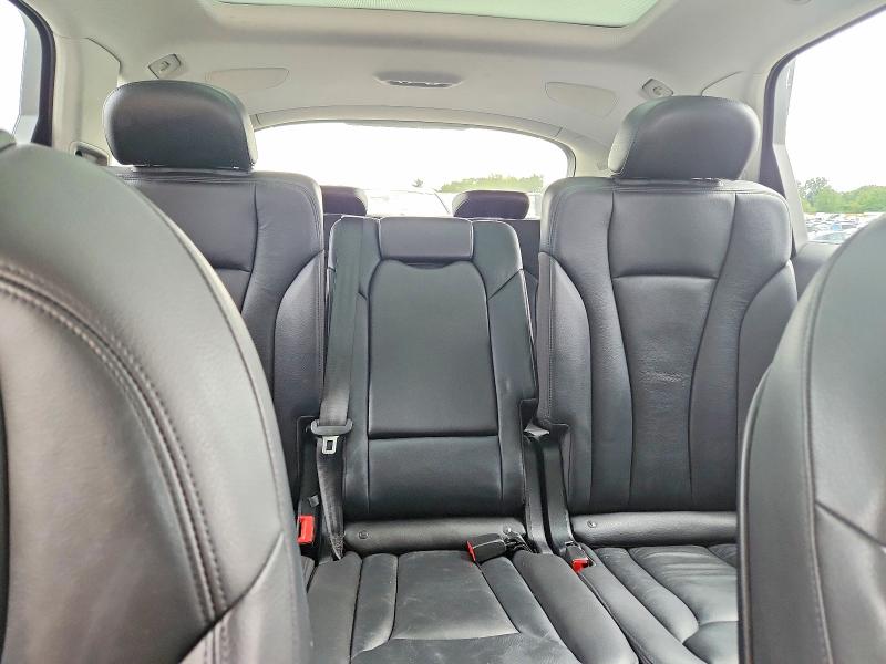 Zdjęcie 10 z aukcji – 2018 AUDI Q7 z VIN WA1LAAF70JD024646