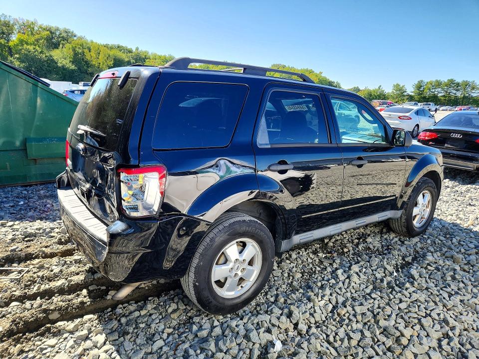 Photo 3 from auction – 2012 FORD ESCAPE with VIN 1FMCU9DG6CKB98598