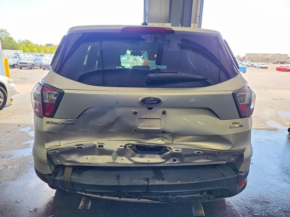Photo 6 from auction – 2017 FORD ESCAPE with VIN 1FMCU9G91HUB30475
