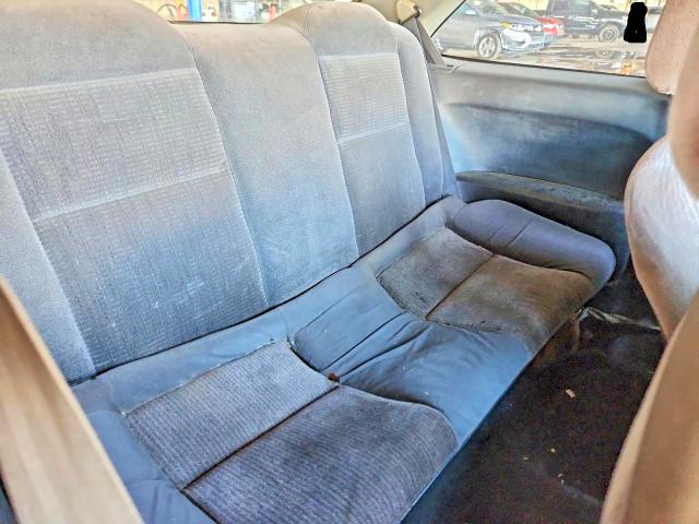 Снимка 10 от търг – 1994 HONDA CIVIC с VIN 2HGEJ1120RH534599