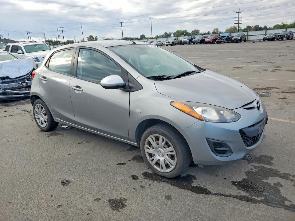 صورة رقم 4 من المزاد - 2013 MAZDA MAZDA 2 مع VIN JM1DE1KZ3D0163266