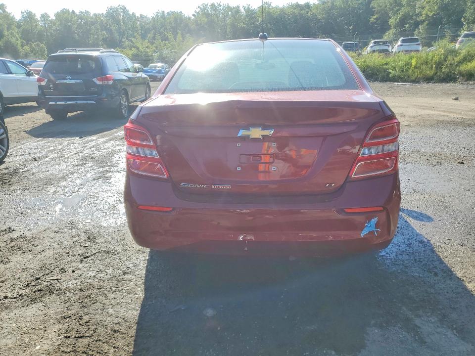 Zdjęcie 6 z aukcji – 2017 CHEVROLET SONIC z VIN 1G1JD5SB2H4131044