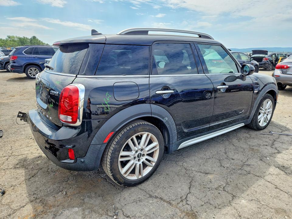 Photo 3 from auction – 2018 MINI COOPER with VIN WMZYV5C31J3E04807