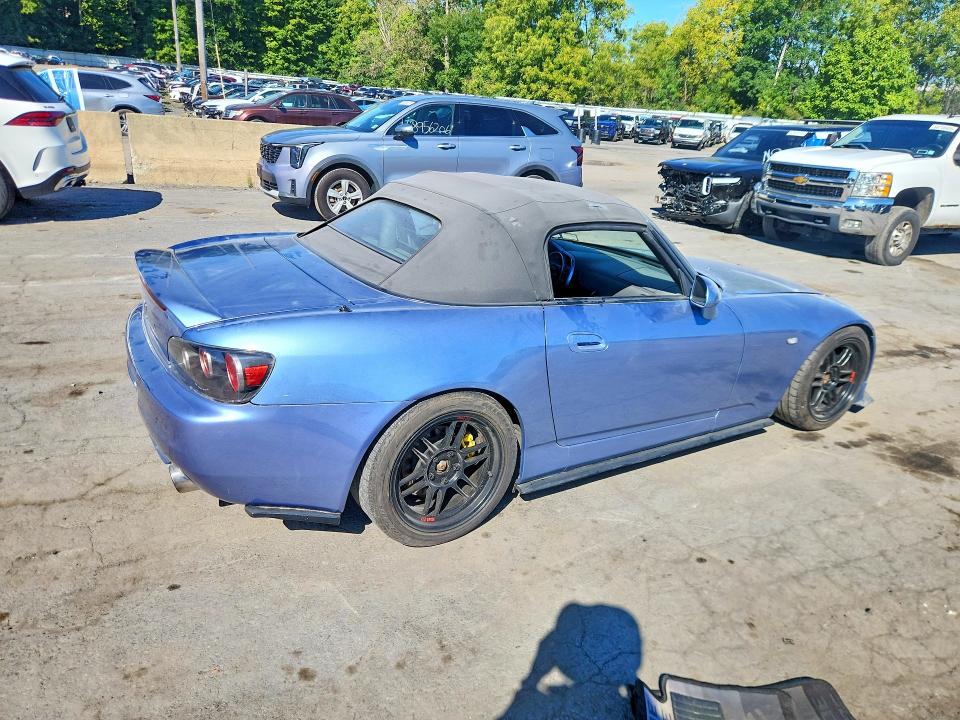 Foto 3 de la subasta – 2002 HONDA S2000 con VIN JHMAP11462T002407