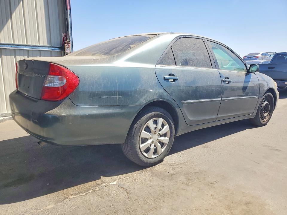 Photo 3 from auction – 2002 TOYOTA CAMRY with VIN 4T1BE32K92U549990