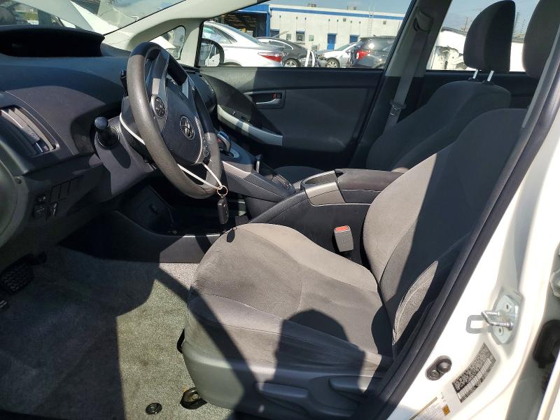 Photo 7 from auction – 2014 TOYOTA PRIUS with VIN JTDKN3DU1E1780410
