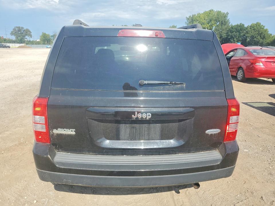 Foto 6 de la subasta – 2016 JEEP PATRIOT con VIN 1C4NJPFA3GD794443