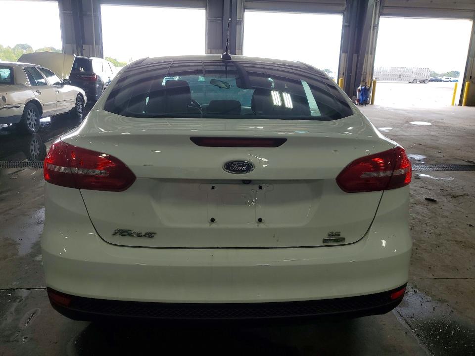 Photo 6 from auction – 2018 FORD FOCUS with VIN 1FADP3FEXJL233312
