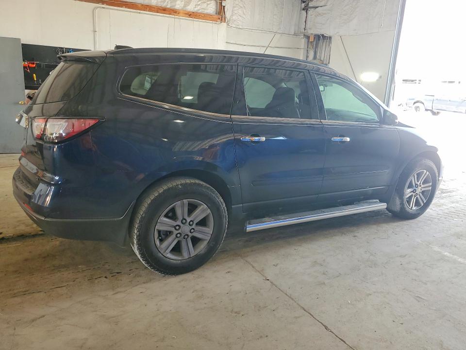 Photo 3 from auction – 2017 CHEVROLET TRAVERSE with VIN 1GNKVHKD5HJ305483