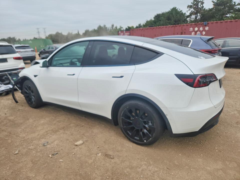 Foto 2 de la subasta – 2021 TESLA MODEL Y con VIN 5YJYGDEE0MF193817
