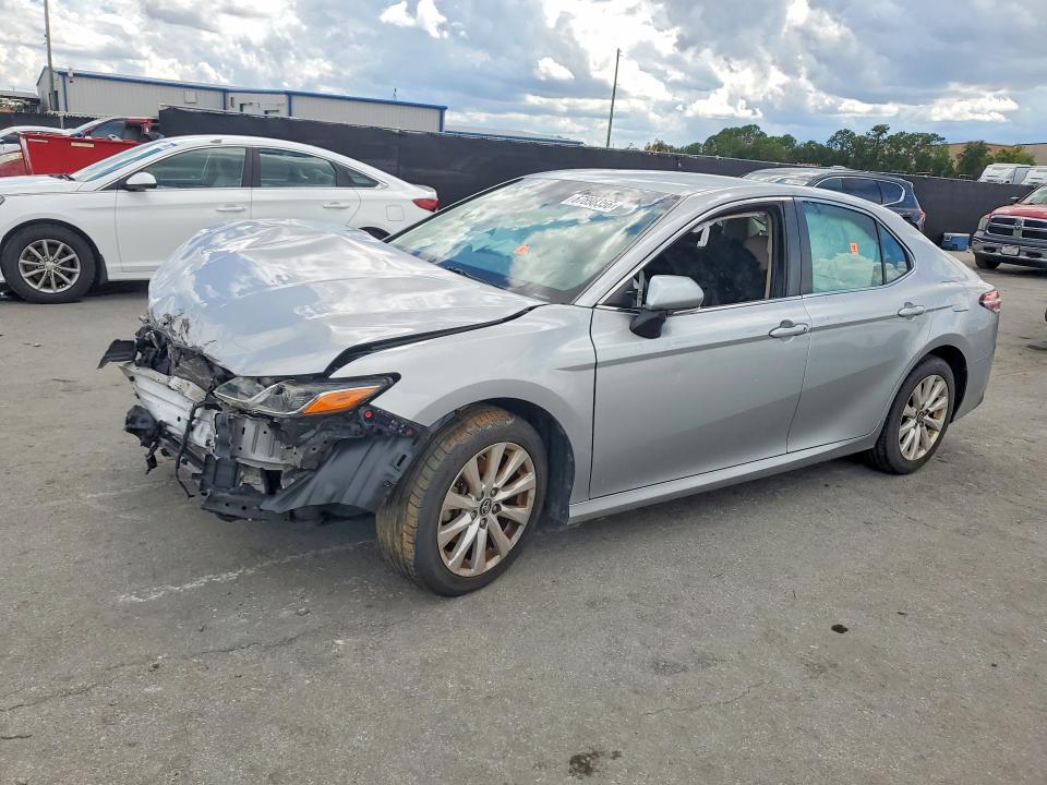 2018 TOYOTA CAMRY - Търг №67898356