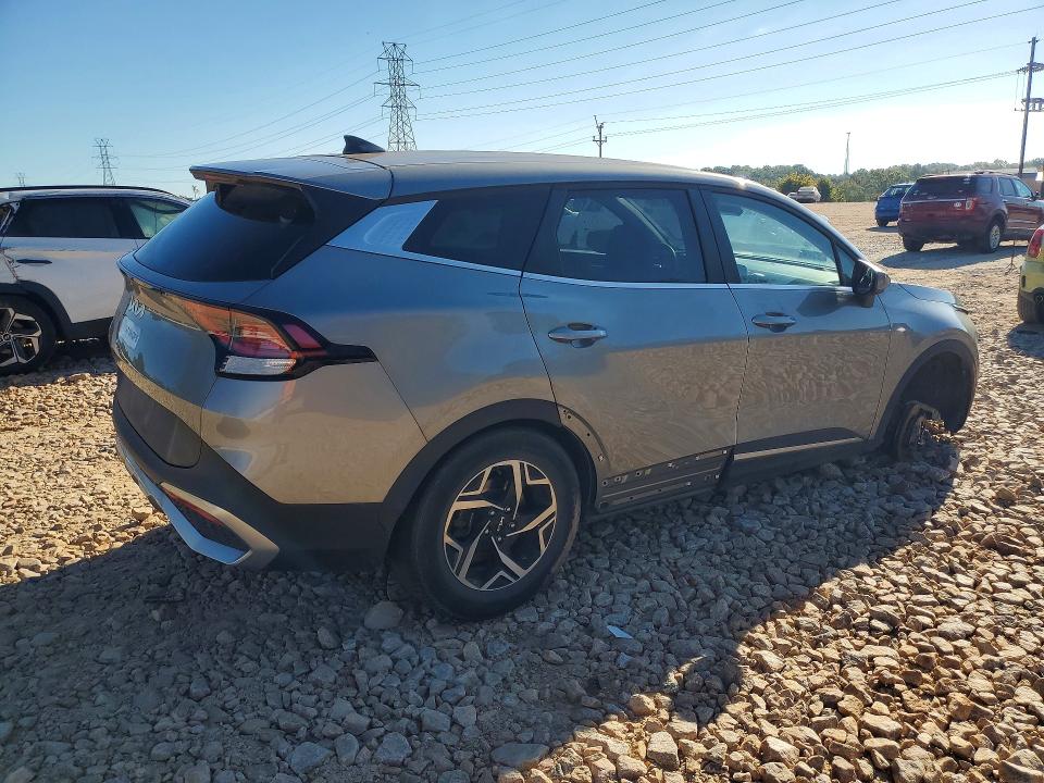 Photo 3 from auction – 2023 KIA SPORTAGE with VIN KNDPU3AF9P7108609