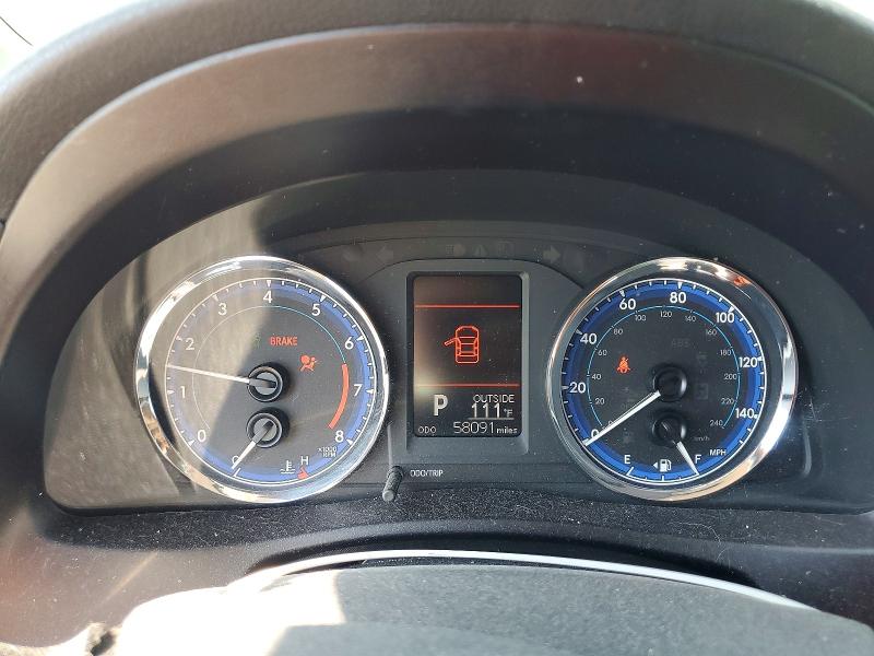 Photo 9 from auction – 2018 TOYOTA COROLLA with VIN 5YFBURHE2JP752968