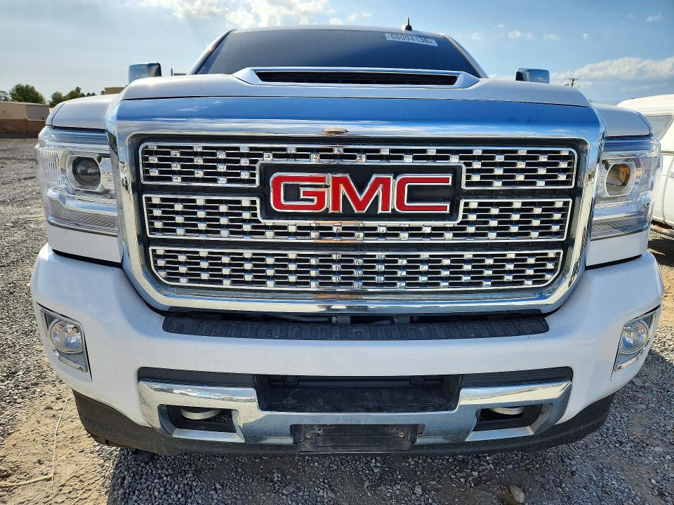 Photo 5 from auction – 2018 GMC SIERRA with VIN 1GT12SEY1JF162498