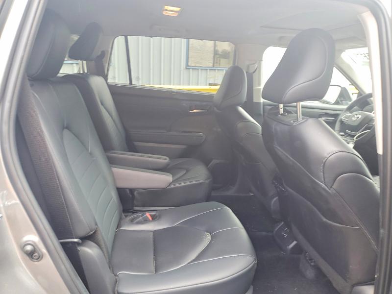 Photo 10 from auction – 2026 TOYOTA HIGHLANDER with VIN 5TDKDRBH2TS612898