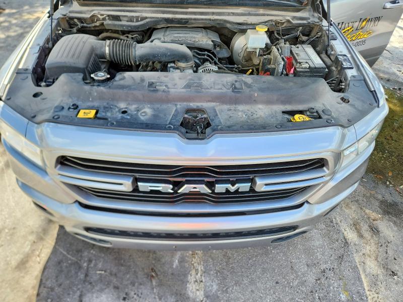 Photo 11 from auction – 2019 RAM 1500 with VIN 1C6RREFT1KN717158