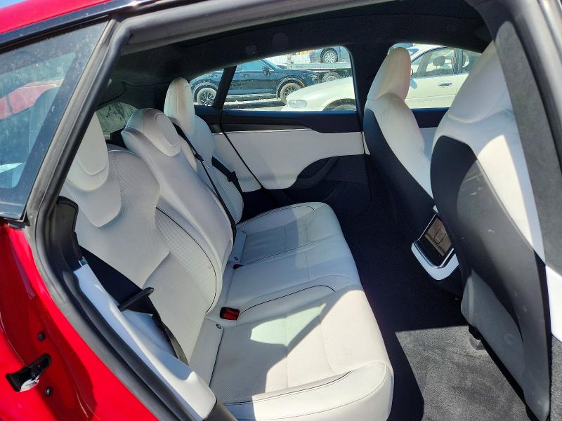 Снимка 10 от търг – 2022 TESLA MODEL S с VIN 5YJSA1E61NF470636
