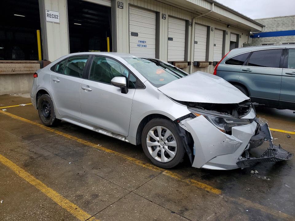 Photo 4 from auction – 2021 TOYOTA COROLLA with VIN 5YFEPMAE6MP185704