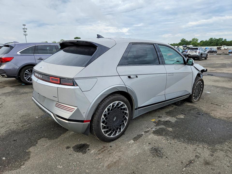 Photo 3 from auction – 2023 HYUNDAI IONIQ 5 with VIN KM8KRDAF5PU130556