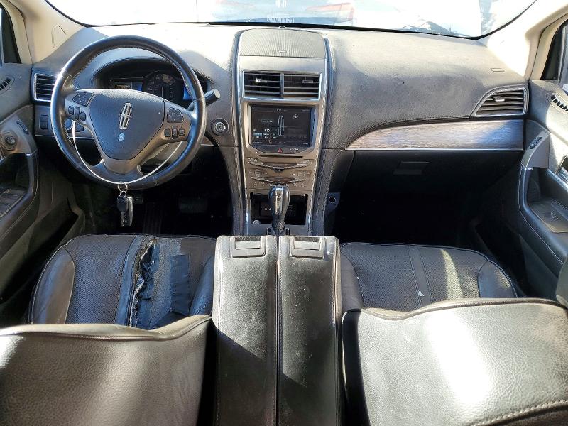 Photo 8 from auction – 2011 LINCOLN MKX with VIN 2LMDJ8JKXBBJ21407