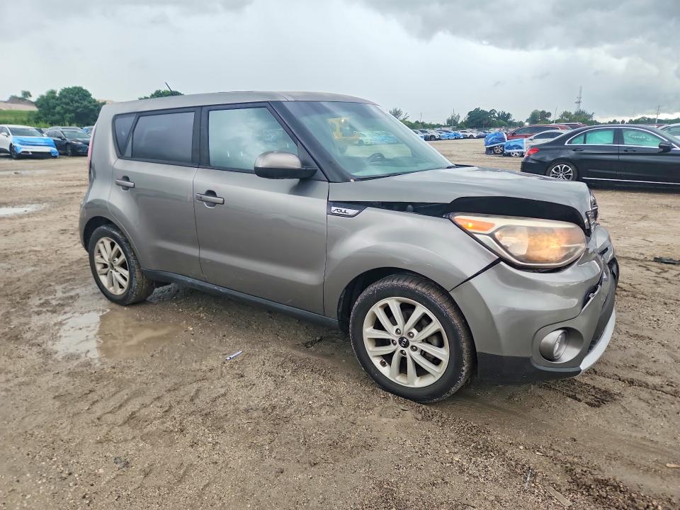 Photo 4 from auction – 2018 KIA SOUL with VIN KNDJP3A58J7515400
