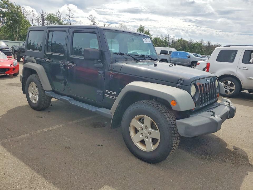 Photo 4 from auction – 2012 JEEP WRANGLER UNLIMITED with VIN 1C4BJWDG9CL142513