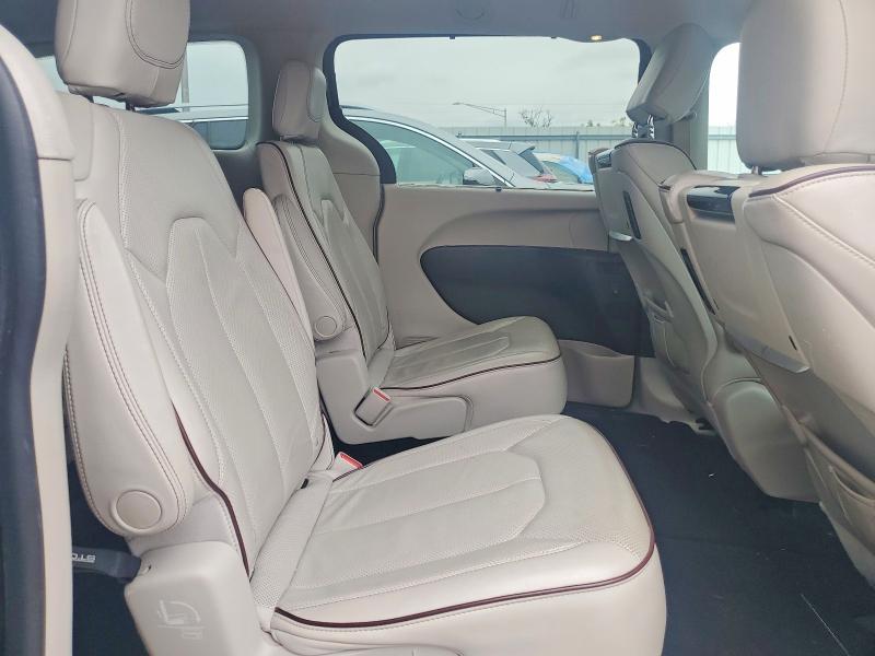 Photo 11 from auction – 2017 CHRYSLER PACIFICA with VIN 2C4RC1GG6HR611112
