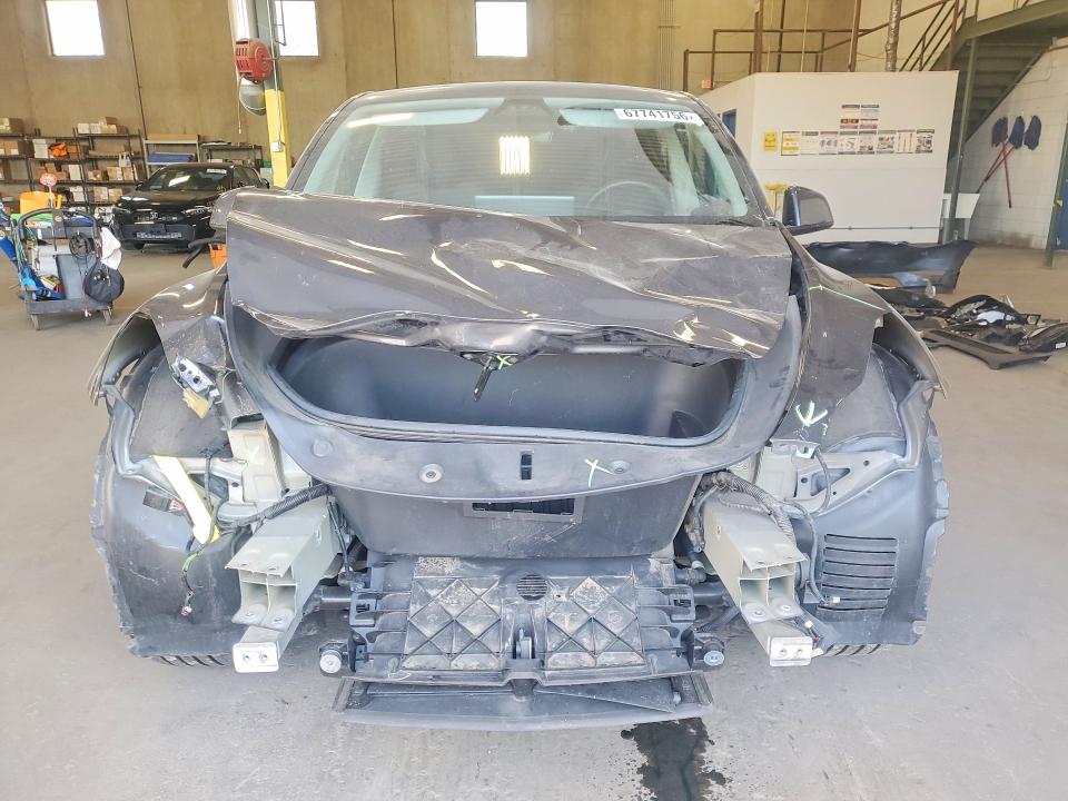 Foto 5 de la subasta – 2023 TESLA MODEL Y con VIN 7SAYGAEE1PF840845