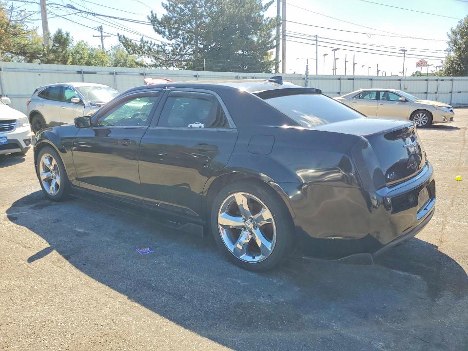 صورة رقم 2 من المزاد - 2016 CHRYSLER 300C مع VIN 2C3CCAEG1GH268923
