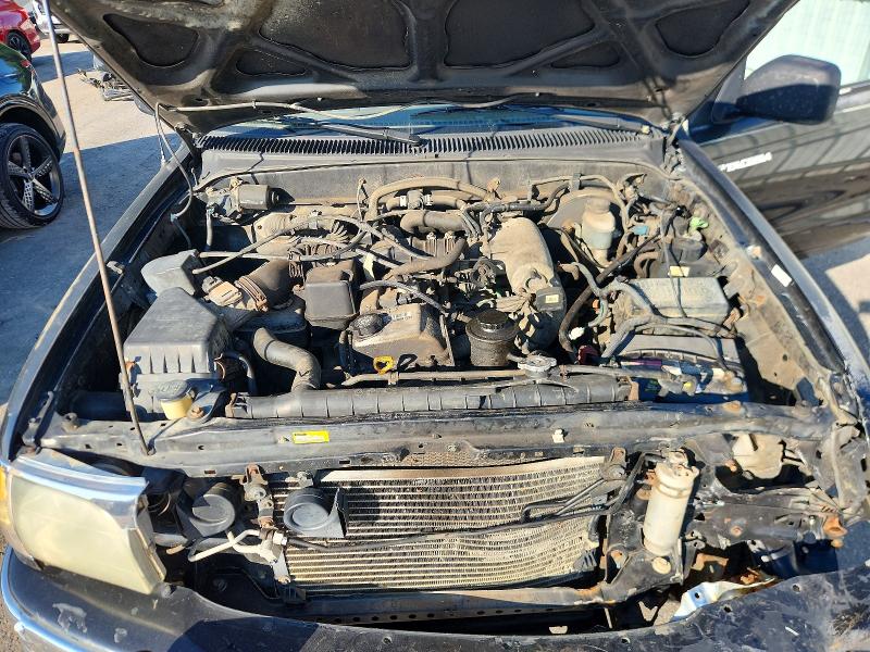 Photo 11 from auction – 2001 TOYOTA TACOMA with VIN 5TEWM72N71Z860396