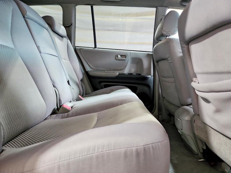 Photo 11 from auction – 2004 TOYOTA HIGHLANDER with VIN JTEEP21A040029892