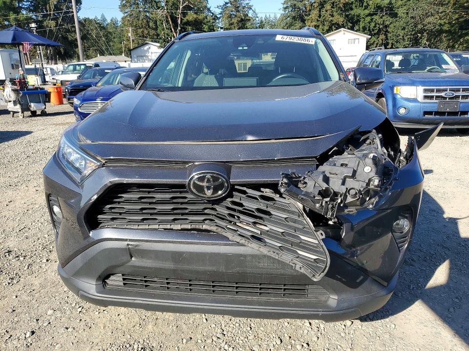 Photo 5 from auction – 2020 TOYOTA RAV4 with VIN 2T3P1RFV8LC119256