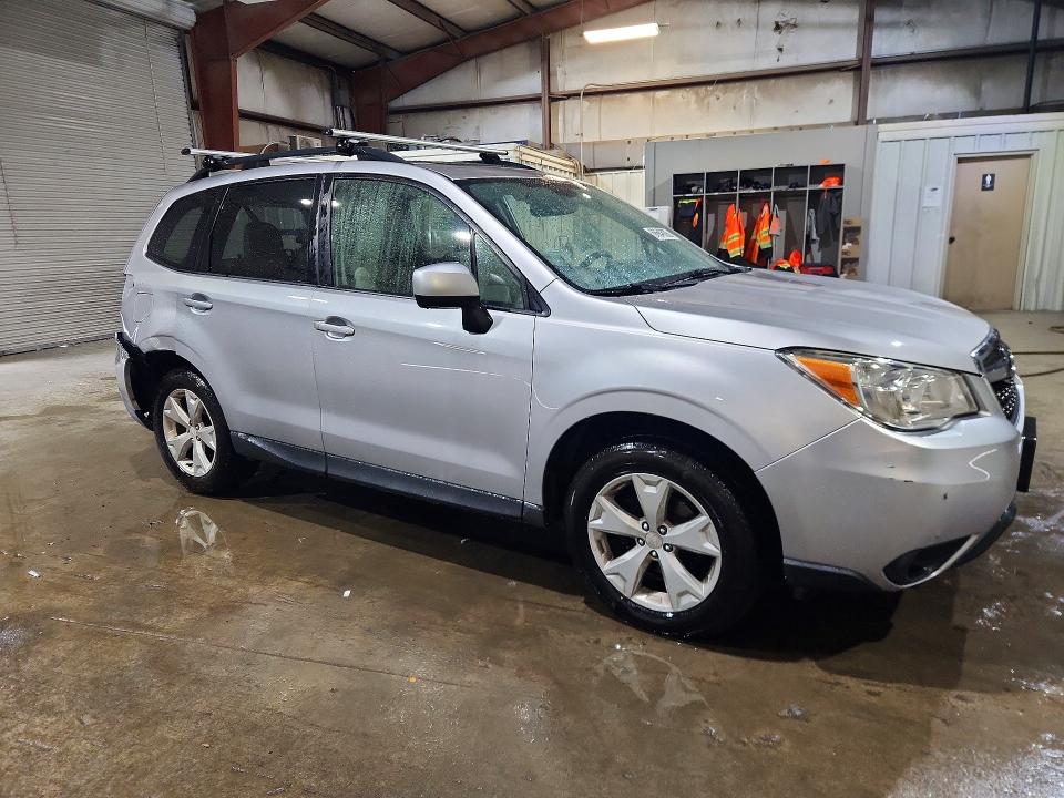 Photo 4 from auction – 2016 SUBARU FORESTER with VIN JF2SJAFC9GH475835