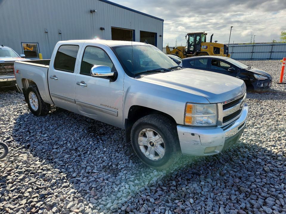 Снимка 4 от търг – 2011 CHEVROLET SILVERADO с VIN 3GCPKSE33BG269745