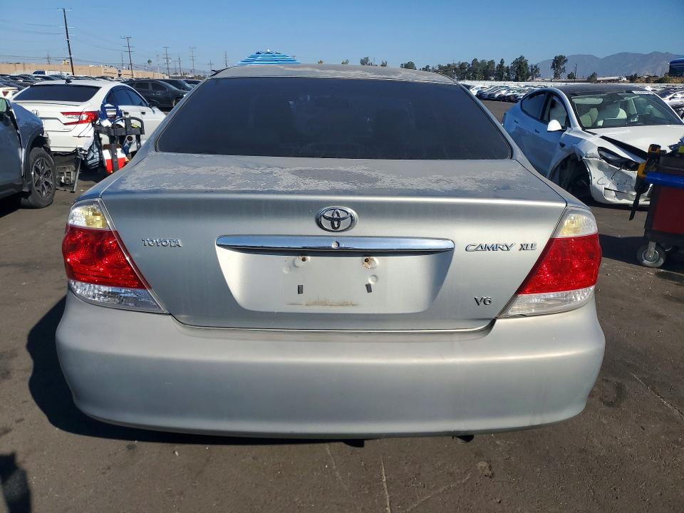 Photo 6 from auction – 2005 TOYOTA CAMRY with VIN 4T1BF30K55U609557
