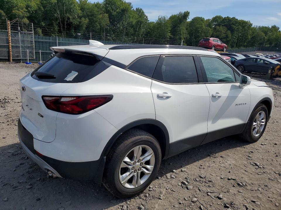 Photo 3 from auction – 2020 CHEVROLET BLAZER with VIN 3GNKBHRS8LS543333