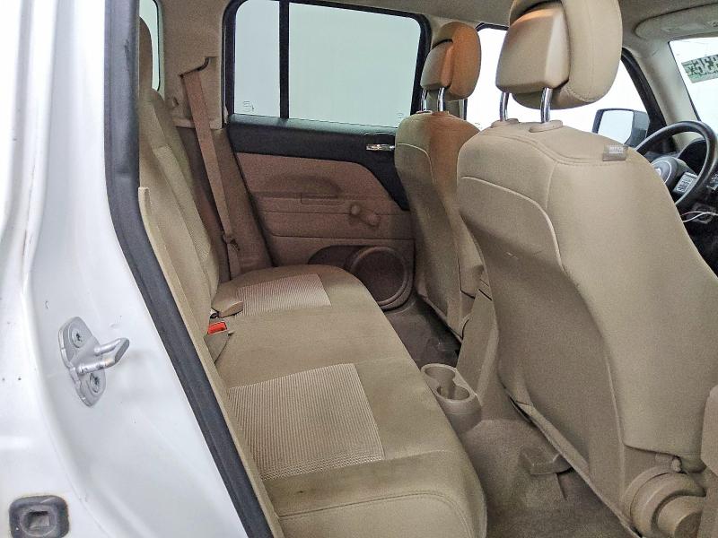 Zdjęcie 11 z aukcji – 2014 JEEP PATRIOT z VIN 1C4NJPBA3ED881438